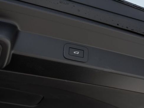 New 2026 Land Rover Range Rover Sport SE AWD/4WD image 68