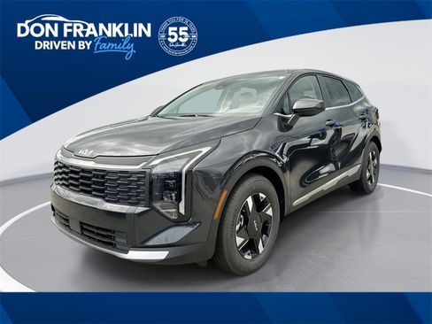 New 2026 Kia Sportage LX image 1