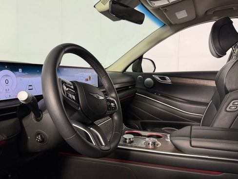Used 2025 Genesis GV80 3.5T Advanced AWD/4WD image 28