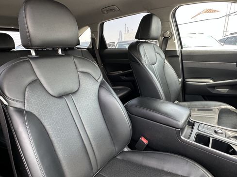 Certified 2023 Kia Sorento S FWD image 15