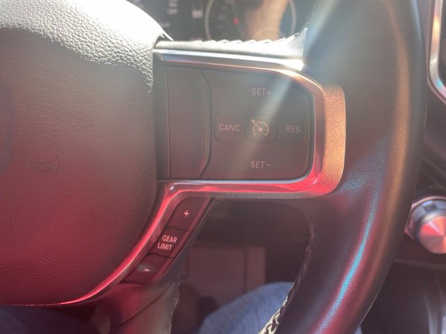 Used 2022 RAM 1500 Laramie AWD/4WD image 21
