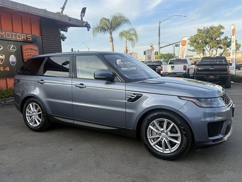 Used 2019 Land Rover Range Rover Sport SE AWD/4WD image 17