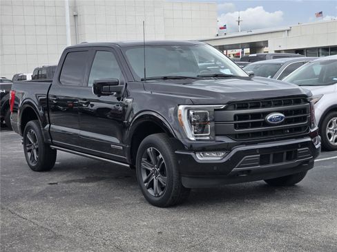 Used 2023 Ford F150 Lariat w/ Equipment Group 502A High AWD/4WD image 3