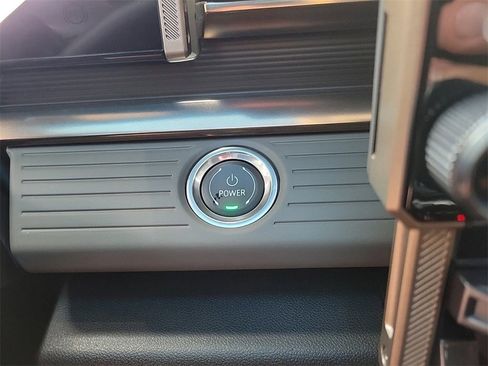 Used 2024 GMC Hummer EV 2X w/ Extreme Off-Road Package image 20