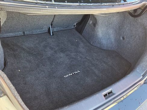 Used 2018 Nissan Sentra SV image 13