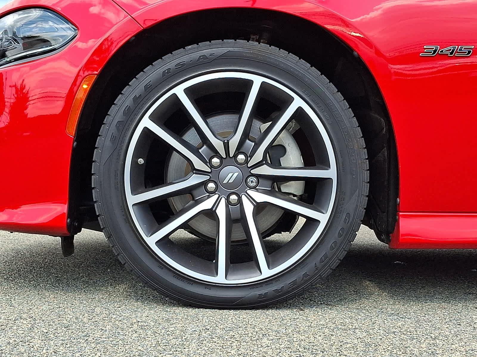 Used 2023 Dodge Charger R/T w/ Plus Group RWD image 4