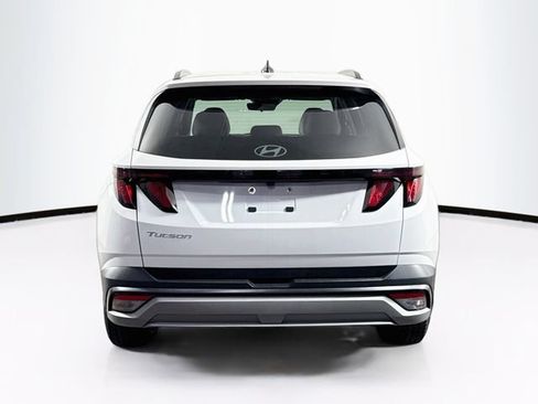 Certified 2025 Hyundai Tucson SEL FWD image 7