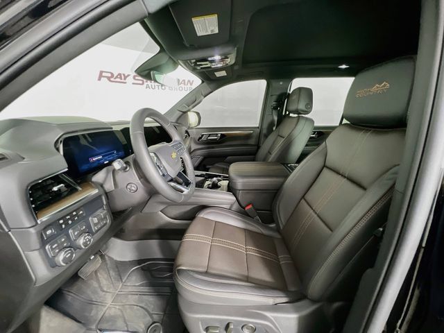 Used 2026 Chevrolet Tahoe High Country w/ Sun And Tow Package AWD/4WD image 9