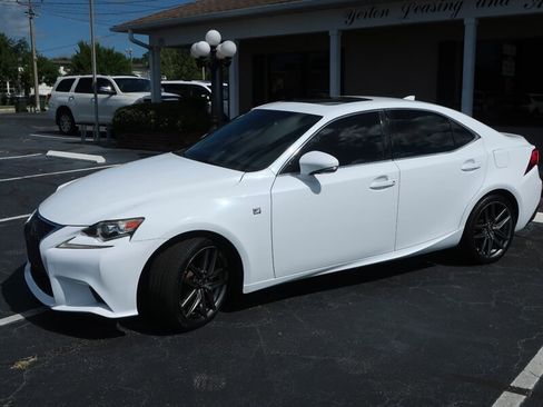 Used 2015 Lexus IS 250 w/ F-Sport Package RWD image 12