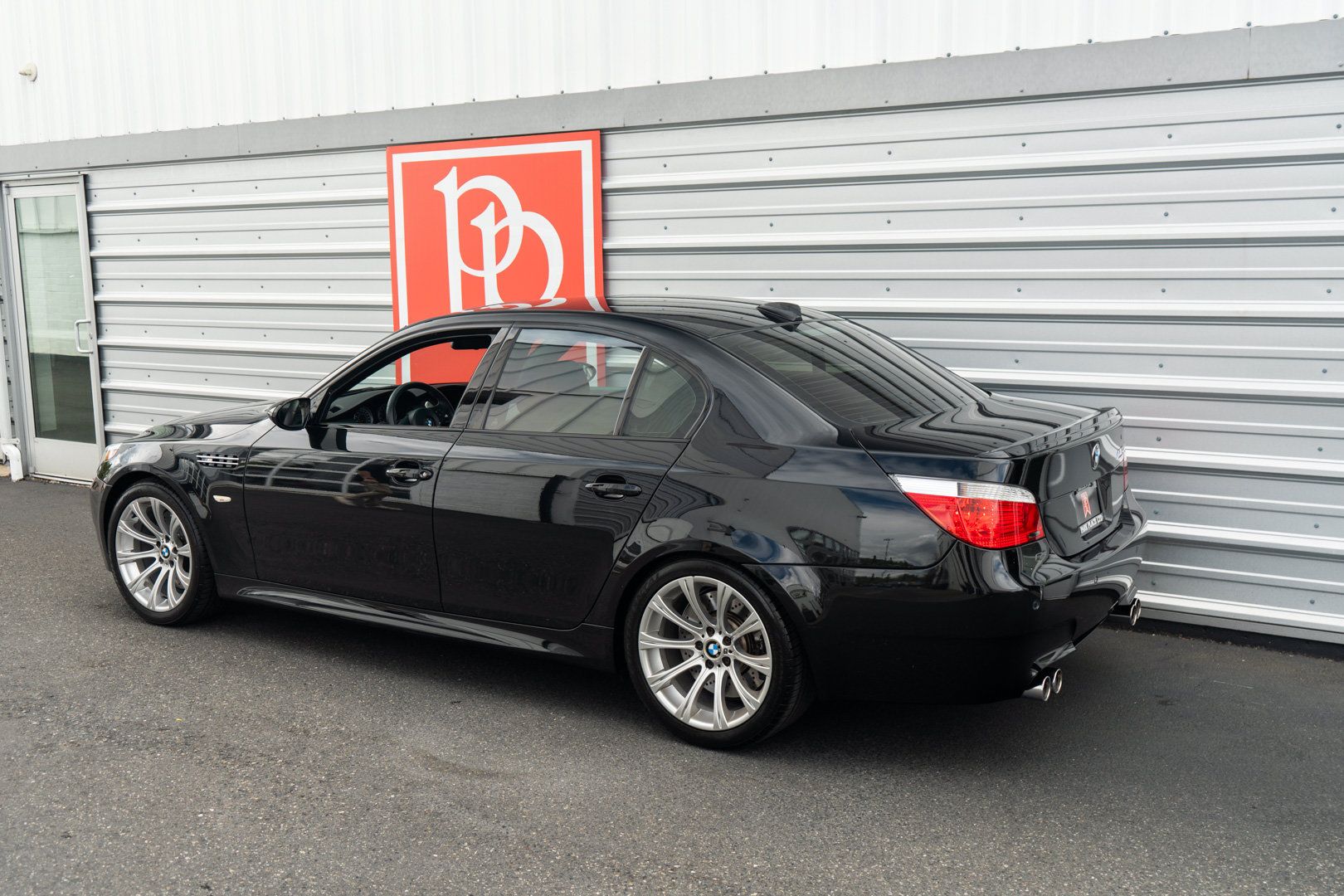 Used 2006 BMW M5 RWD image 26