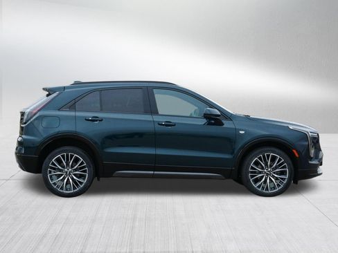 Certified 2024 Cadillac XT4 Sport AWD/4WD image 8