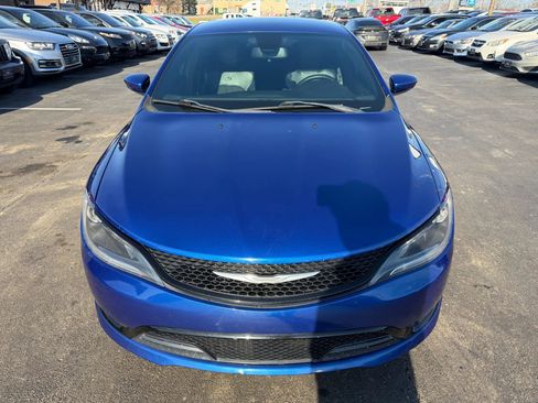 Used 2015 Chrysler 200 S image 9