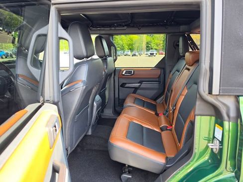 Used 2024 Ford Bronco Outer Banks AWD/4WD image 22