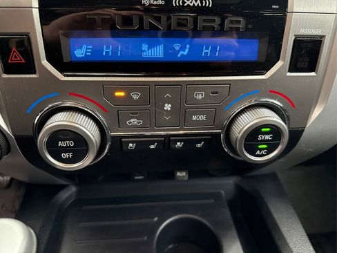 Used 2017 Toyota Tundra Platinum image 29