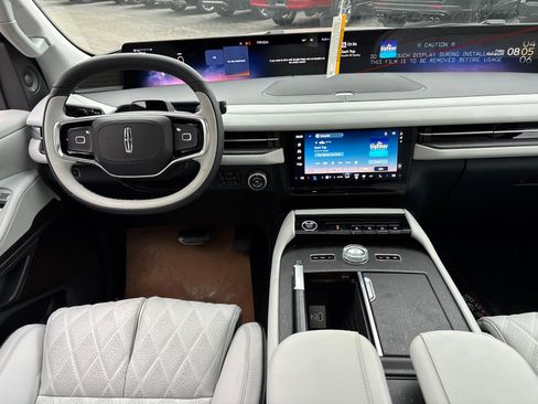 New 2026 Lincoln Navigator Black Label AWD/4WD image 28