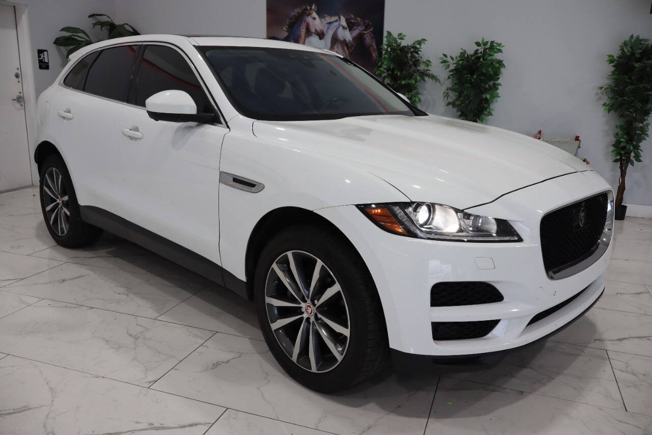 Used 2020 Jaguar F-PACE Prestige AWD/4WD image 1