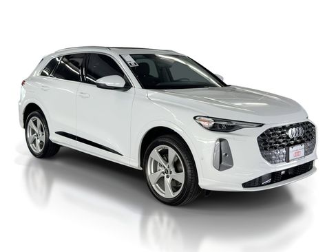 New 2025 Audi Q5 Premium Plus image 7