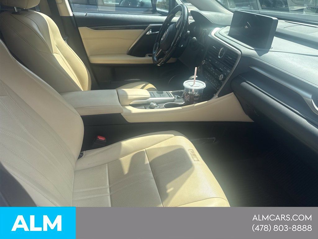 Used 2021 Lexus RX 350L Luxury w/ Accessory Package FWD image 11