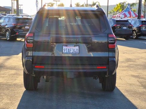 Used 2025 Toyota 4Runner SR5 image 7