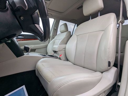 Used 2011 Subaru Outback 2.5i Limited w/ PWR Moonroof Pkg image 16