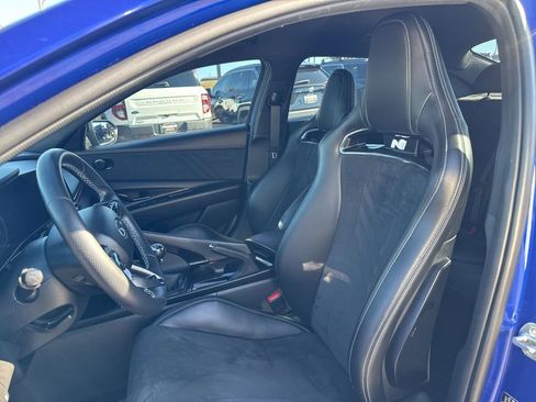 Used 2023 Hyundai Elantra N Base image 14
