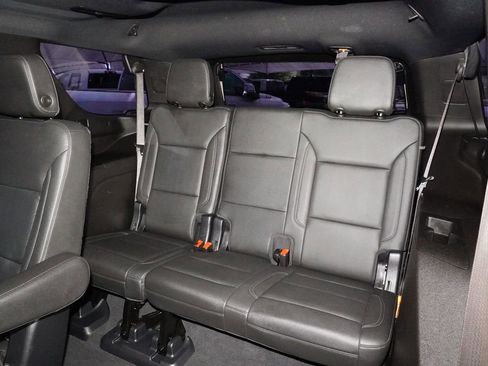 Used 2021 Chevrolet Tahoe Z71 w/ Rear Media and Nav Package AWD/4WD image 31