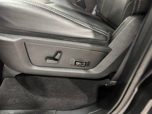 Used 2018 RAM 1500 Sport w/ Sport Premium Group AWD/4WD image 19