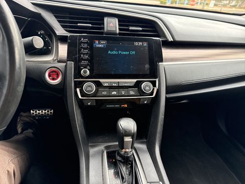 Used 2021 Honda Civic Touring image 19