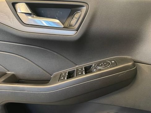 Used 2021 Ford Escape SE w/ Convenience Package AWD/4WD image 18