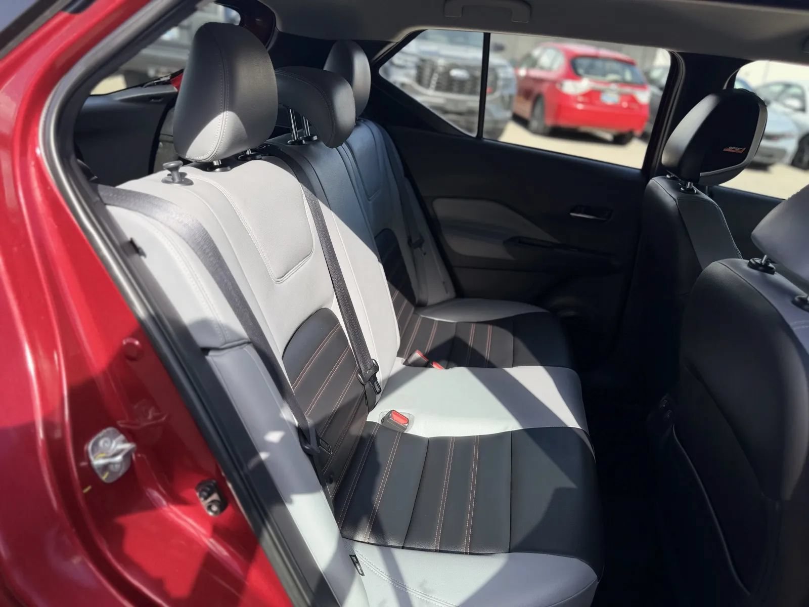 Used 2023 Nissan Kicks SR w/ SR Premium Package FWD image 19