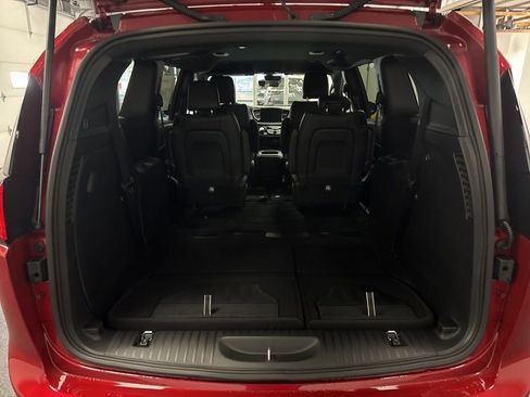 New 2026 Chrysler Voyager LX image 31