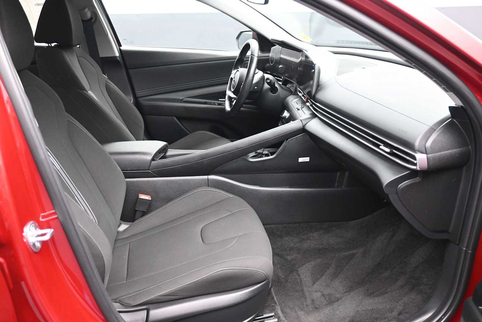 Certified 2023 Hyundai Elantra SEL w/ Convenience Package FWD image 22