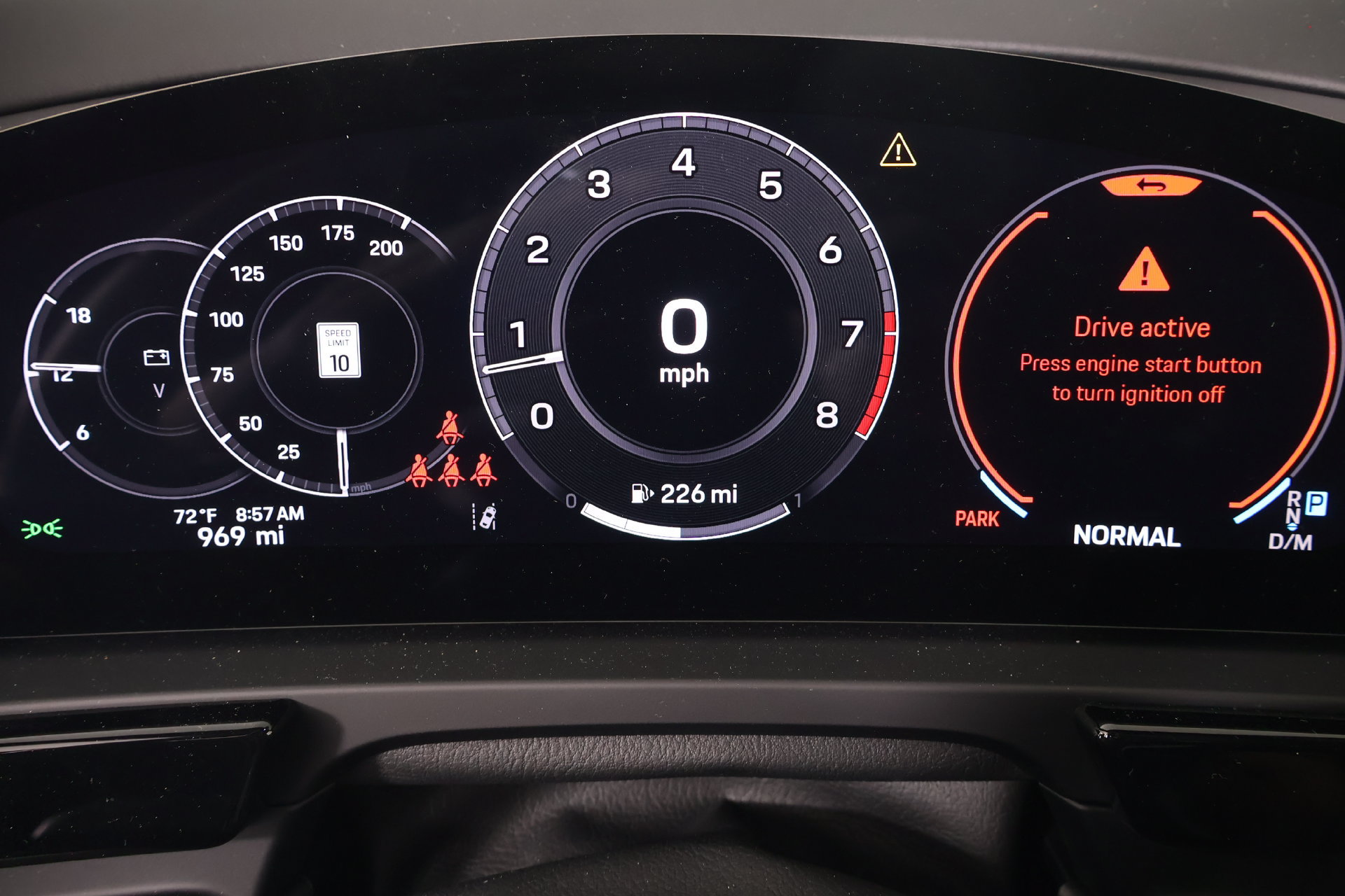 Used 2026 Porsche Cayenne S AWD/4WD image 4