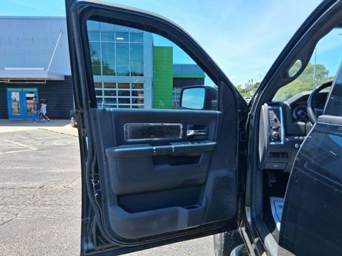Used 2011 RAM 1500 Laramie AWD/4WD image 14