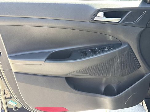 Used 2020 Hyundai Tucson Value FWD image 15