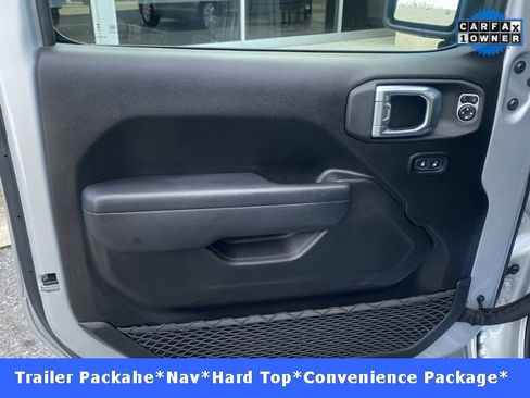 Used 2023 Jeep Wrangler Unlimited image 12