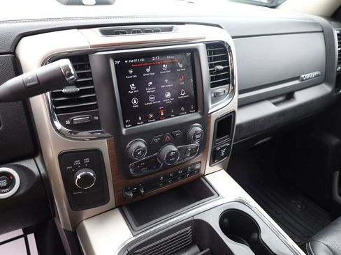 Used 2018 RAM 3500 Laramie AWD/4WD image 15