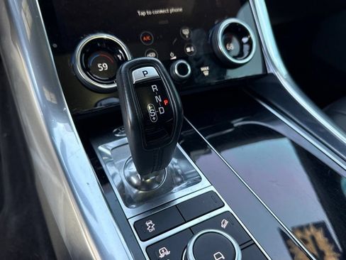 Used 2019 Land Rover Range Rover Sport HSE AWD/4WD image 28