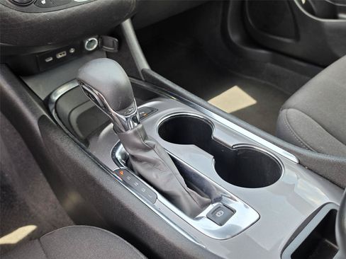 Used 2024 Chevrolet Malibu LT FWD image 23