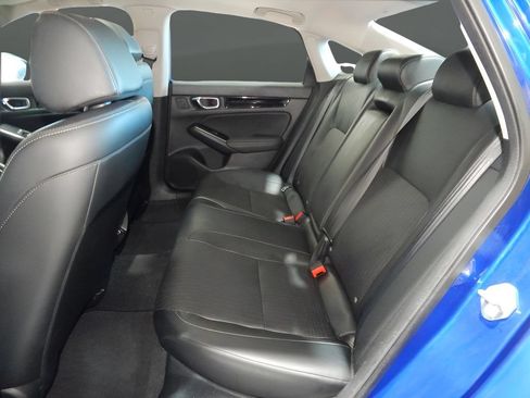 Used 2022 Honda Civic Touring image 27