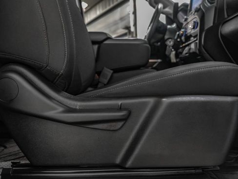 Used 2022 Chevrolet Silverado 2500 LT AWD/4WD image 31