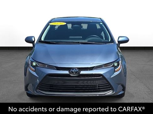Used 2026 Toyota Corolla LE FWD image 2
