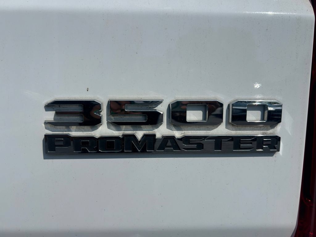 Used 2025 RAM ProMaster 3500 w/ Convenience Group FWD image 17