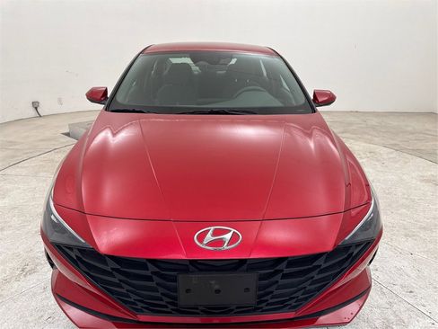 Used 2021 Hyundai Elantra SEL image 9
