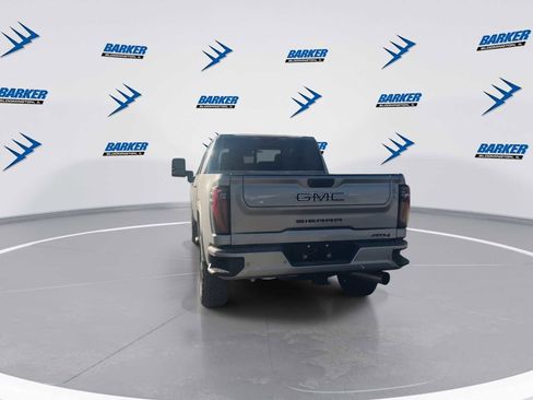 New 2026 GMC Sierra 2500 AT4 w/ LPO, Black Badging Package image 9