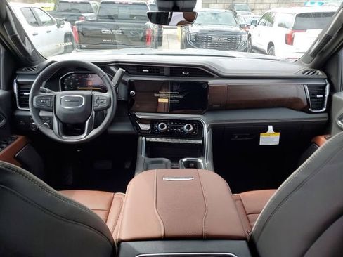 New 2026 GMC Sierra 2500 Denali Ultimate w/ Max Trailering Package AWD/4WD image 13