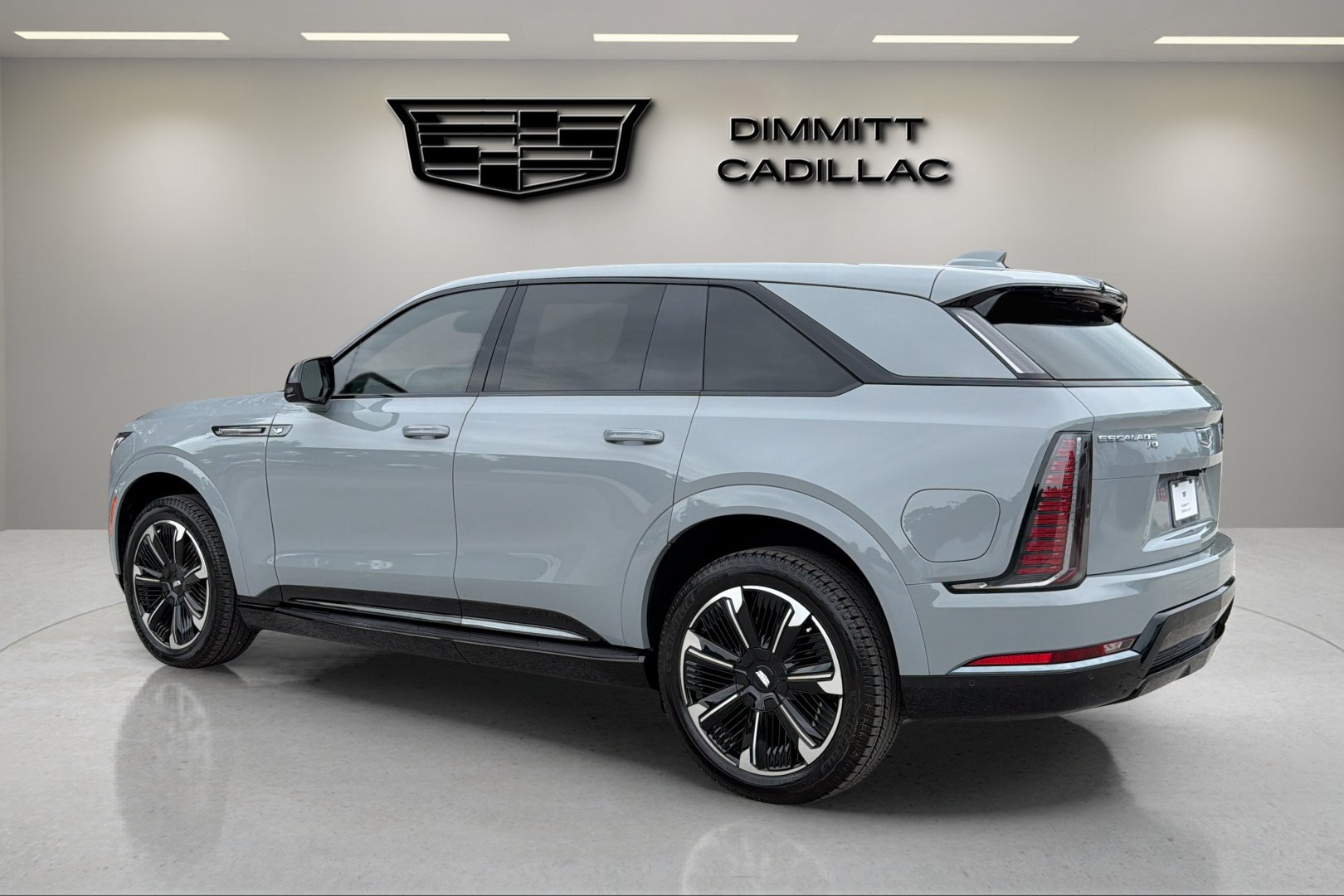 New 2026 Cadillac Escalade IQ Sport 1 w/ LPO, Floor Liner Package AWD/4WD image 7