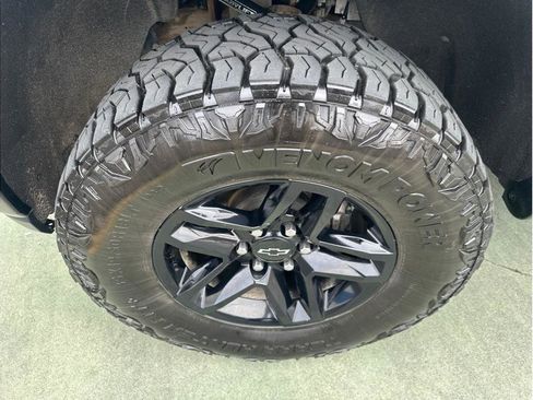 Used 2019 Chevrolet Silverado 1500 LT Trail Boss image 13