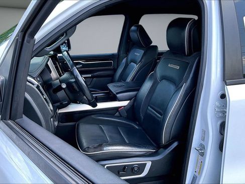 Used 2019 RAM 1500 Laramie w/ Sport Appearance Package AWD/4WD image 22