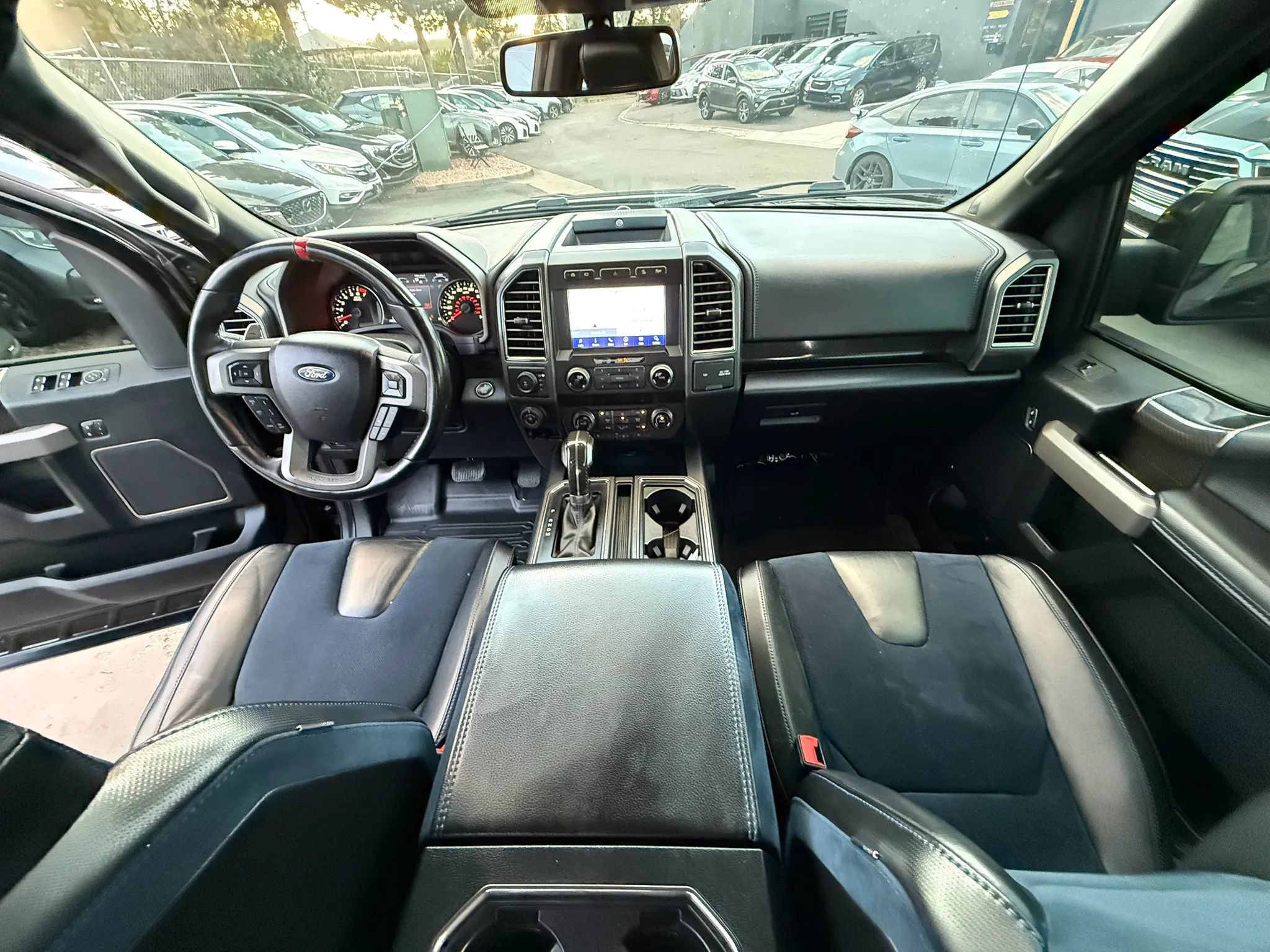 Used 2019 Ford F150 Raptor w/ Equipment Group 802A Luxury AWD/4WD image 23